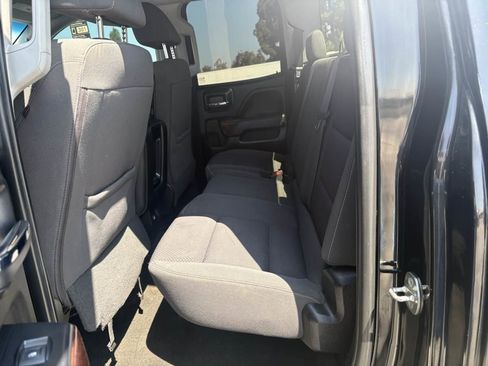 Used 2018 GMC Sierra 1500 SLE w/ SLE Value Package AWD/4WD image 12