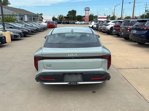 Used 2025 Kia K4 FWD image 5