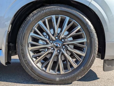 New 2026 INFINITI QX80 Autograph w/ Premium Cargo Package image 10