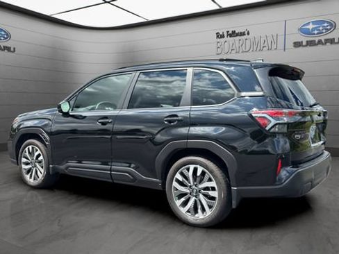 Used 2025 Subaru Forester Touring AWD/4WD image 8
