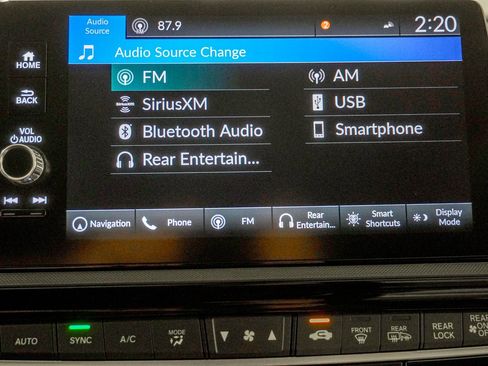 Used 2025 Honda Odyssey Elite image 26