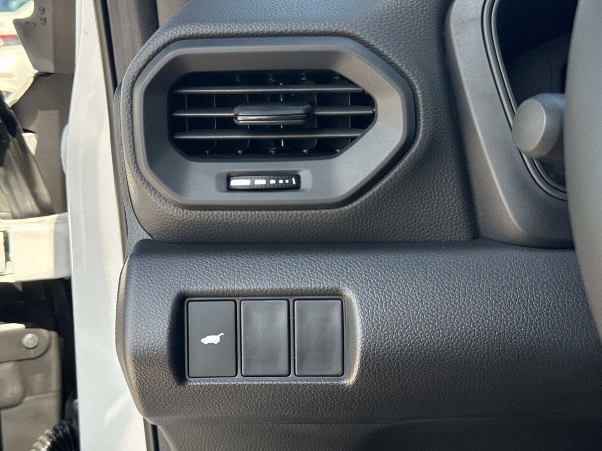 New 2026 Honda Pilot Sport image 30