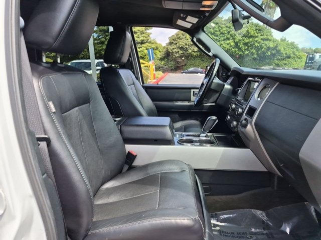 Used 2016 Ford Expedition Limited RWD image 22
