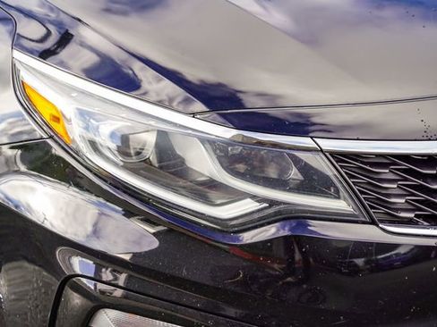 Certified 2019 Kia Optima LX w/ LX 17" Wheel Package image 3