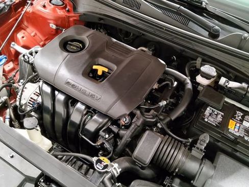 Used 2023 Kia Forte LXS w/ LXS Technology Package image 31