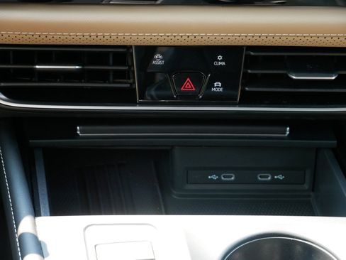 New 2025 Volkswagen Atlas Cross Sport SE image 9