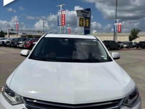 Used 2018 Chevrolet Traverse High Country w/ LPO, Cargo Package AWD/4WD image 2