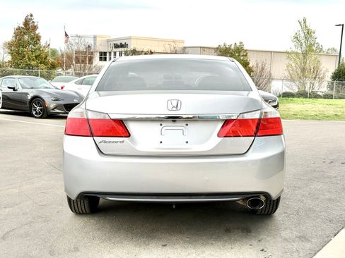 Used 2015 Honda Accord LX image 7