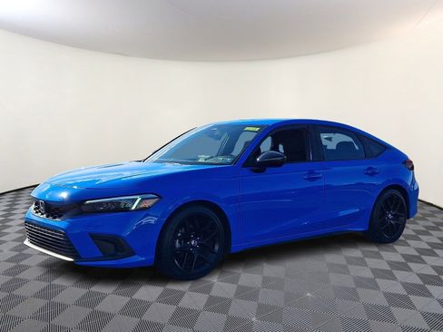 Used 2022 Honda Civic Sport image 3