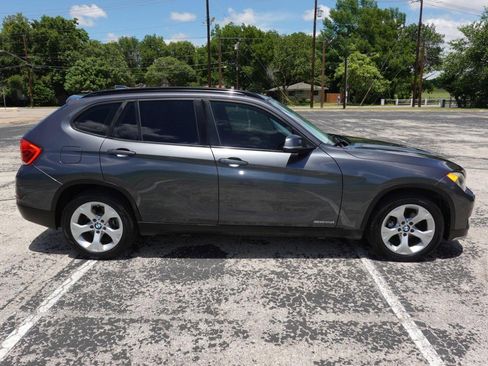 Used 2015 BMW X1 sDrive28i RWD image 8