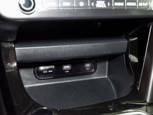 Certified 2024 Kia Seltos X-Line AWD/4WD image 20
