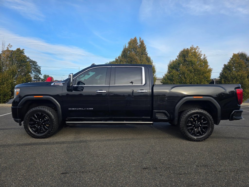 Used 2021 GMC Sierra 2500 Denali w/ Denali Ultimate Package AWD/4WD image 2