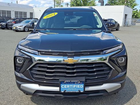 Certified 2024 Chevrolet TrailBlazer LT AWD/4WD image 2