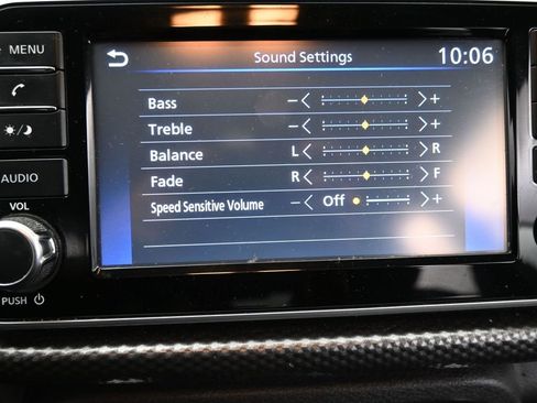 Used 2020 Nissan Kicks S image 28