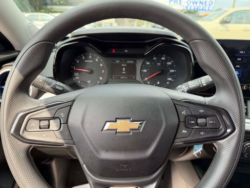 Used 2024 Chevrolet Trax LS FWD image 22