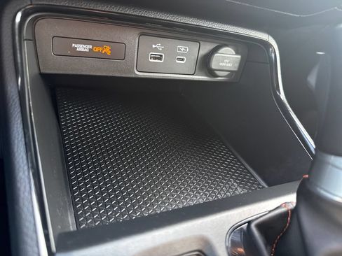 Certified 2025 Honda CR-V Sport image 31