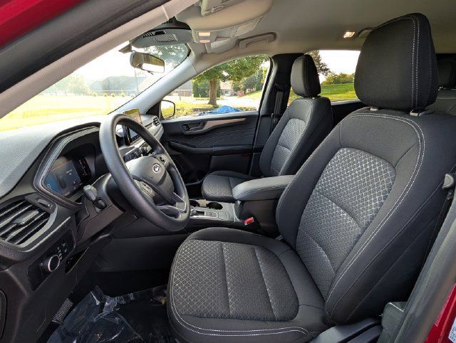 Used 2025 Ford Escape Active FWD image 10