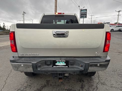 Used 2012 Chevrolet Silverado 2500 LTZ w/ LTZ Plus Package image 4