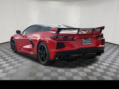 Used 2022 Chevrolet Corvette Stingray Preferred Cpe w/ Z51 Performance Package RWD image 8