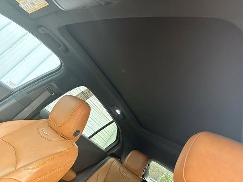 Used 2020 Cadillac XT4 Premium Luxury image 20