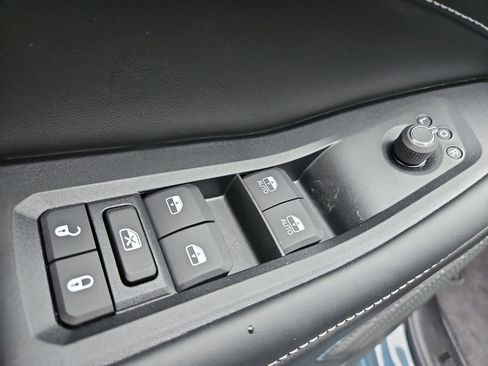 New 2026 Jeep Grand Cherokee L Limited AWD/4WD image 22
