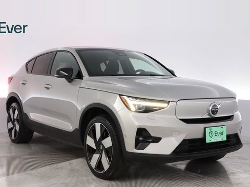 Used 2023 Volvo C40 P8 Recharge Ultimate AWD/4WD image 13