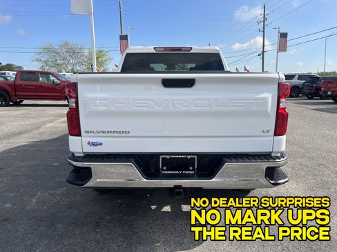 Used 2025 Chevrolet Silverado 1500 LT RWD image 3