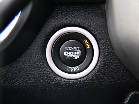 Used 2024 RAM 2500 Laramie image 36