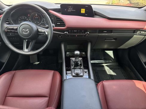 Used 2025 MAZDA MAZDA3 2.5 S Hatchback w/ Premium Pkg image 16