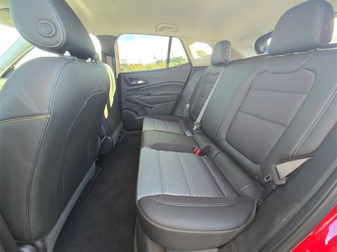 New 2026 Chevrolet Trax LT w/ Driver Confidence Package image 13