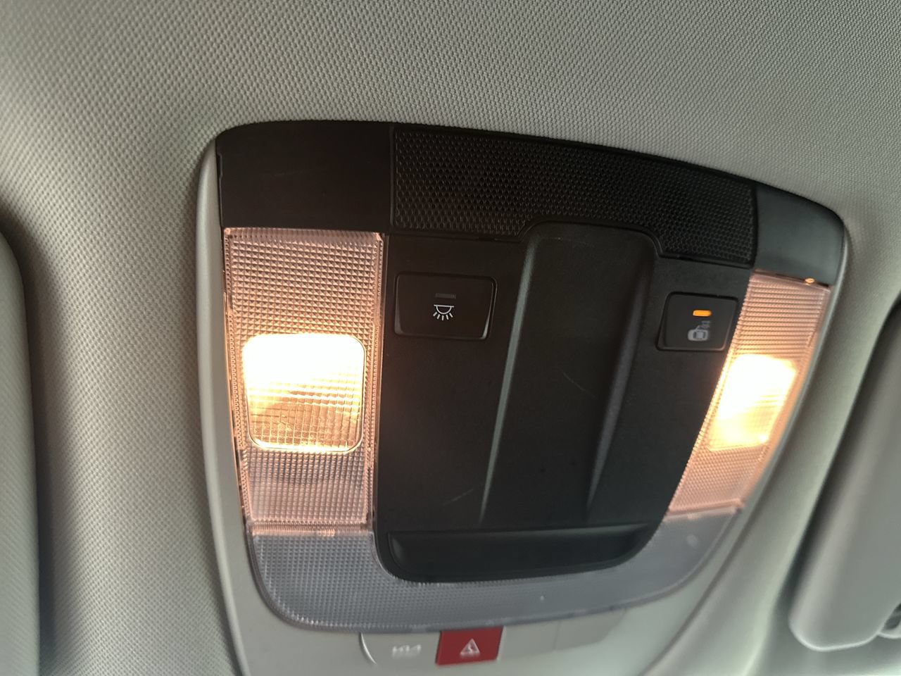 Used 2024 Kia Sportage EX FWD image 10