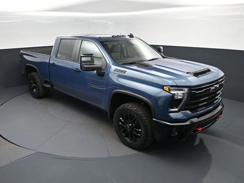 New 2026 Chevrolet Silverado 2500 LT w/ Trail Boss Package AWD/4WD image 1