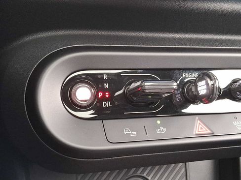 Certified 2025 MINI Cooper S image 15