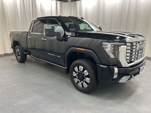 Used 2024 GMC Sierra 2500 Denali w/ Technology Package image 1