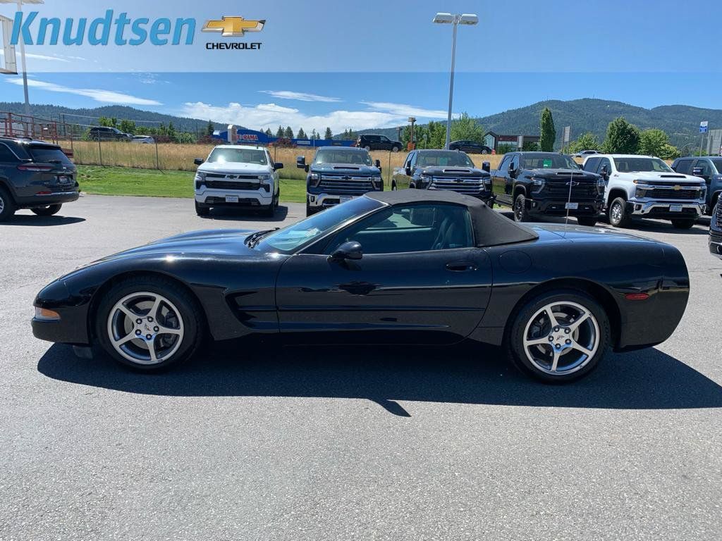 Used 2003 Chevrolet Corvette Convertible w/ Preferred Equipment Group1 RWD image 4