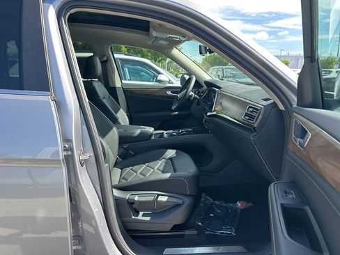 New 2026 Volkswagen Atlas SE image 36