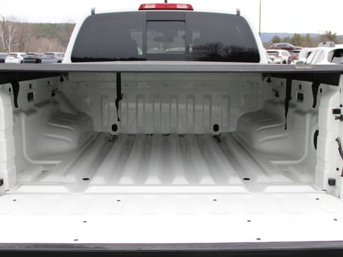 Used 2024 Nissan Frontier PRO-4X w/ Technology Package AWD/4WD image 7