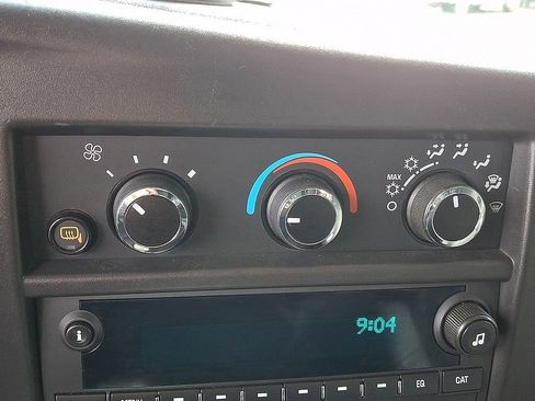 Used 2024 Chevrolet Express 2500 w/ Driver Convenience Package image 21