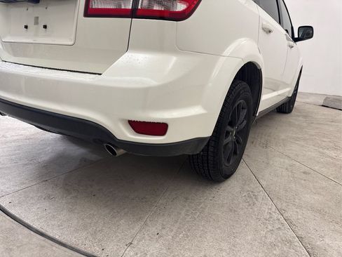 Used 2019 Dodge Journey SE w/ Connectivity Group FWD image 20