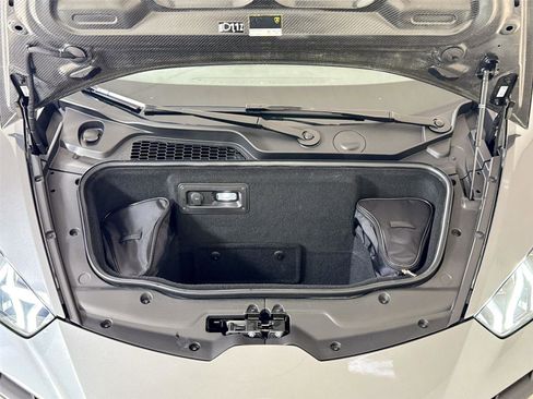 Used 2023 Lamborghini Huracan Tecnica RWD image 32
