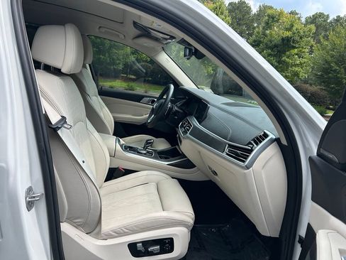 Used 2022 BMW X7 xDrive40i w/ Premium Package AWD/4WD image 60