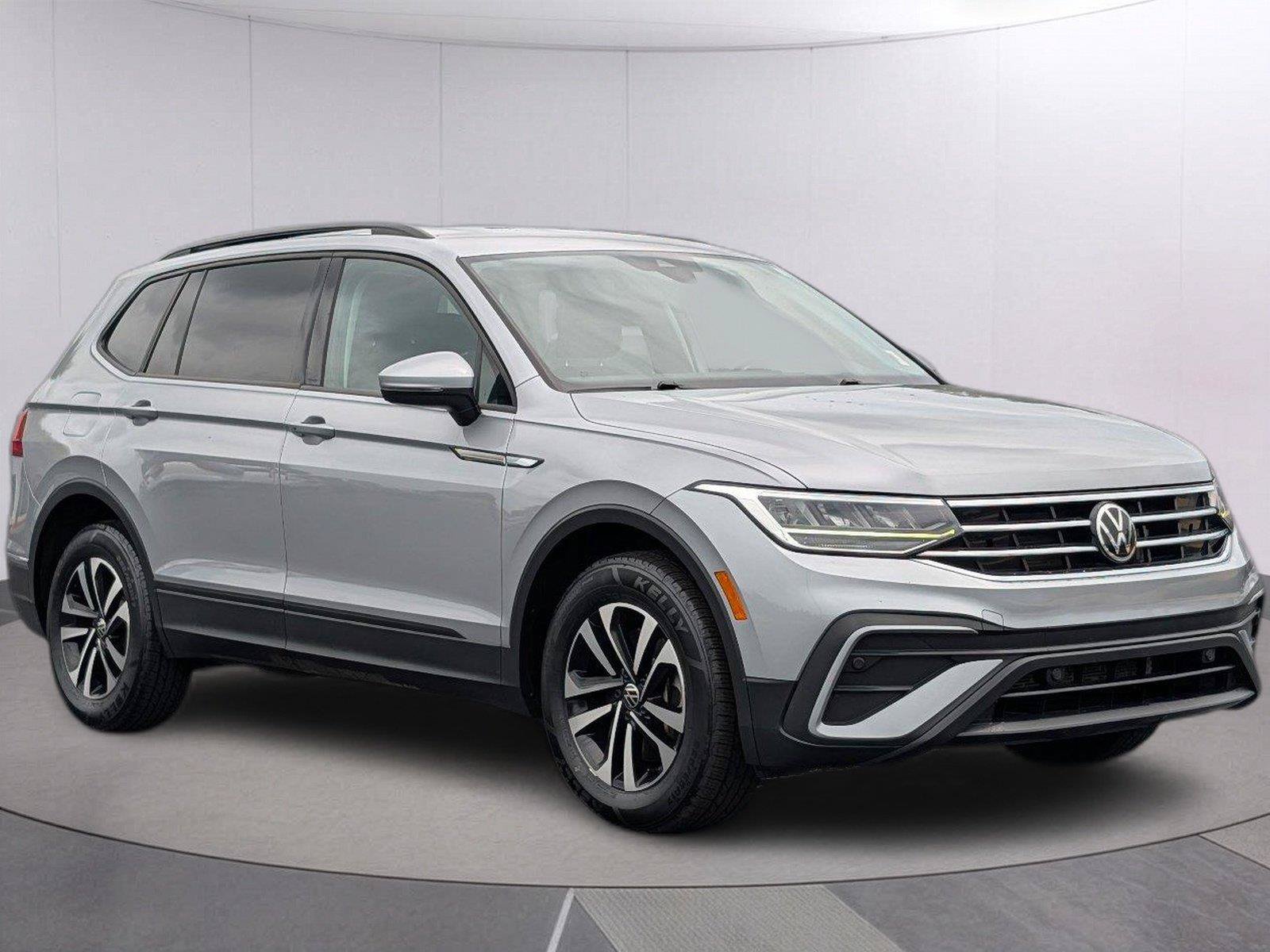 Used 2023 Volkswagen Tiguan S FWD image 7