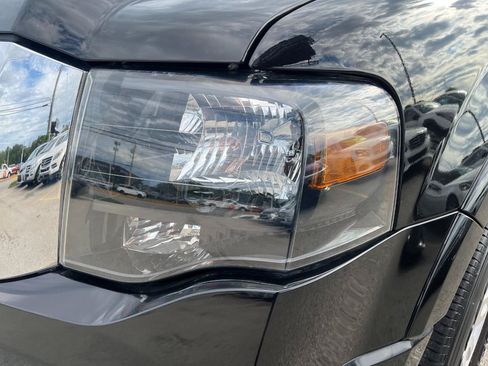 Used 2014 Ford Expedition Limited w/ Equipment Group 301A AWD/4WD image 10