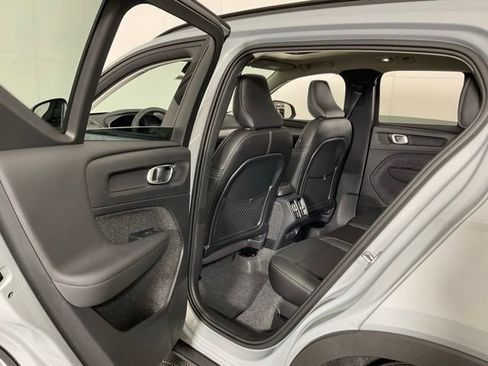 New 2026 Volvo XC40 B5 Plus w/ Protection Package Premier image 38