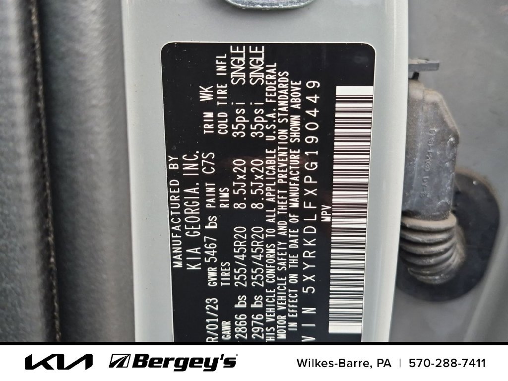 Certified 2023 Kia Sorento SX AWD/4WD image 32