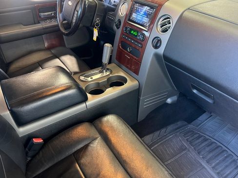 Used 2005 Ford F150 XLT RWD image 16
