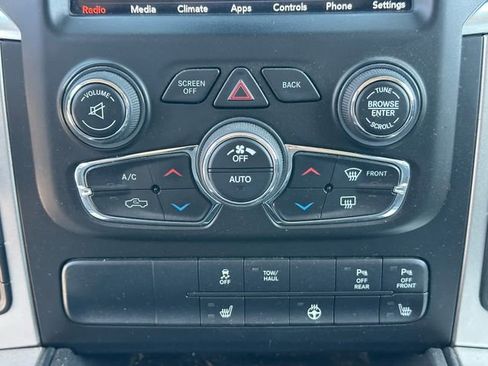 Used 2019 RAM 1500 Big Horn AWD/4WD image 17