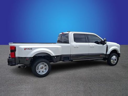 Used 2025 Ford F450 King Ranch w/ FX4 Off-Road Package AWD/4WD image 4