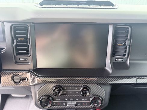 Used 2022 Ford Bronco Badlands AWD/4WD image 15