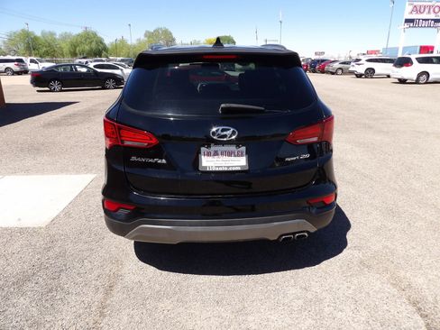 Used 2017 Hyundai Santa Fe Sport 2.0T image 7